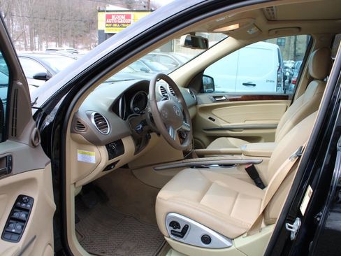 Used 2011 Mercedes-Benz ML 350 4MATIC w/ Premium 1 Pkg image 24
