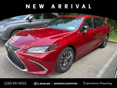 Used 2025 Lexus ES 300h Ultra Luxury w/ Accessory Package (Z1)