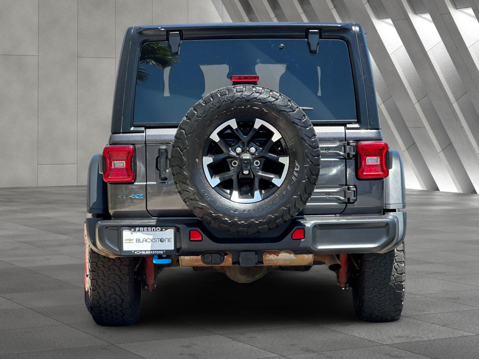 Used 2024 Jeep Wrangler Unlimited Rubicon 4xe AWD/4WD image 5