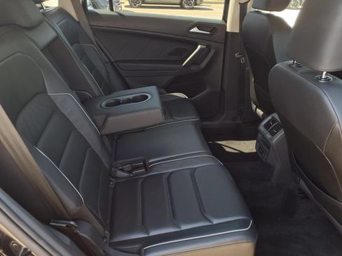 Used 2019 Volkswagen Tiguan SEL Premium AWD/4WD image 23