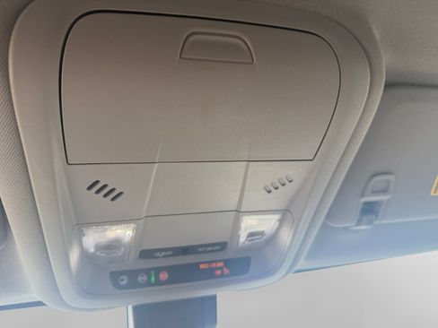 Certified 2024 Chevrolet Equinox LT AWD/4WD image 23