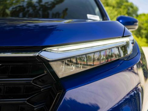 Used 2024 Honda CR-V EX-L image 11