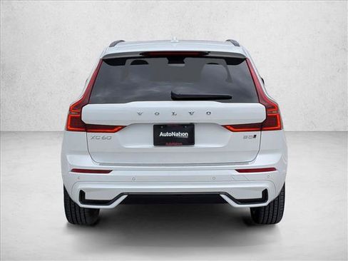 New 2026 Volvo XC60 B5 Plus w/ Climate Package image 7