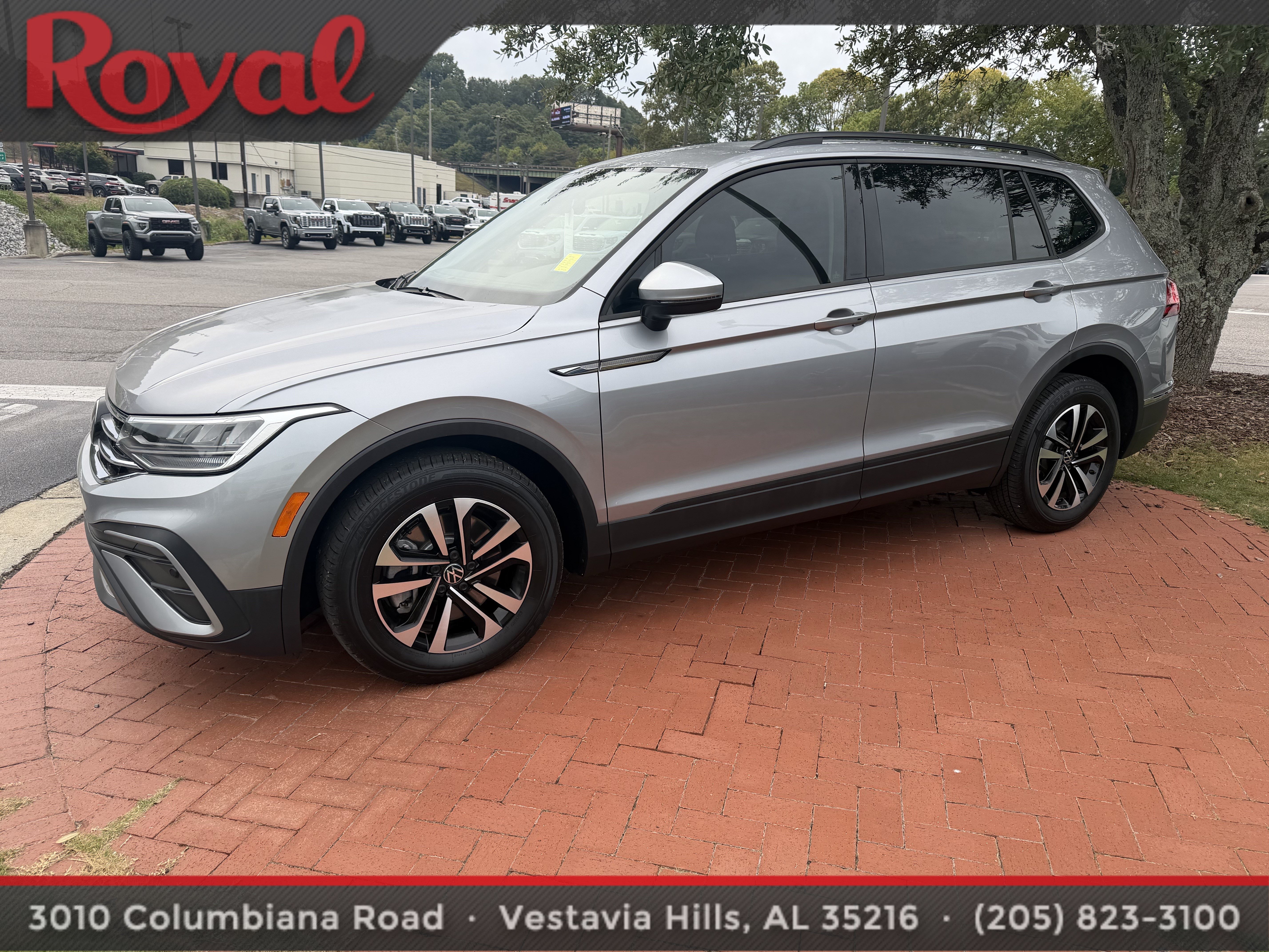 Certified 2024 Volkswagen Tiguan S FWD image 1