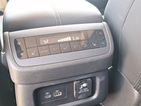 Used 2025 Nissan Pathfinder Platinum w/ Cargo Package FWD image 32
