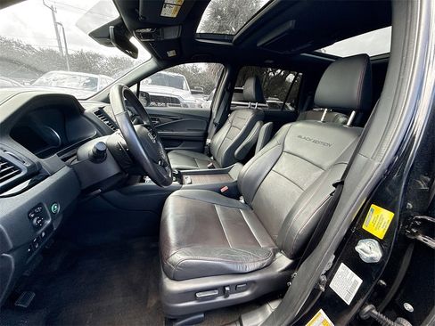 Used 2022 Honda Pilot Black Edition image 23