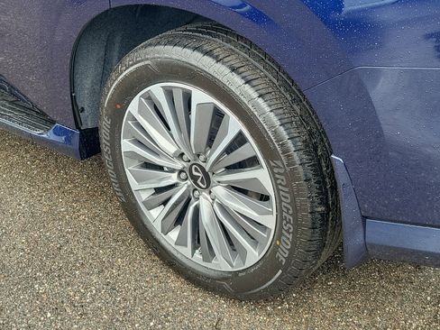 New 2026 INFINITI QX80 Luxe image 5