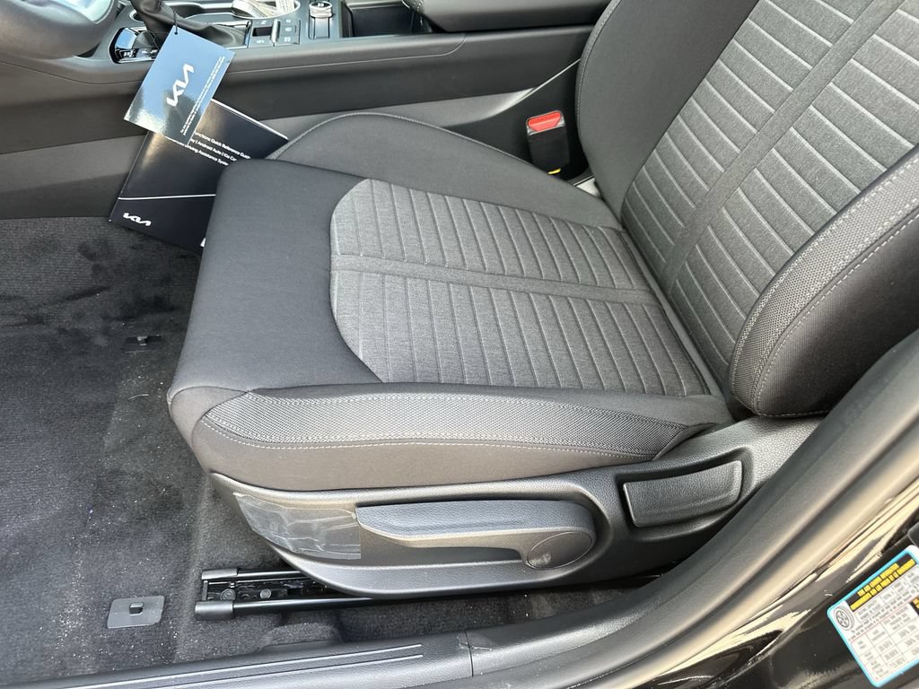 New 2026 Kia K5 LXS FWD image 18
