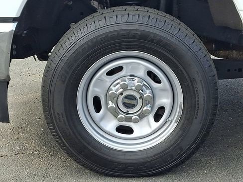 Certified 2024 Ford F250 XL w/ Snow Plow Prep Package image 28