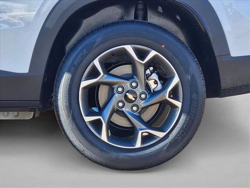 New 2026 Chevrolet Trax LT w/ LT Convenience Package image 10