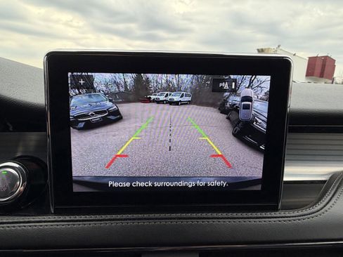 Used 2021 Lincoln Corsair FWD w/ Equipment Group 101A image 16