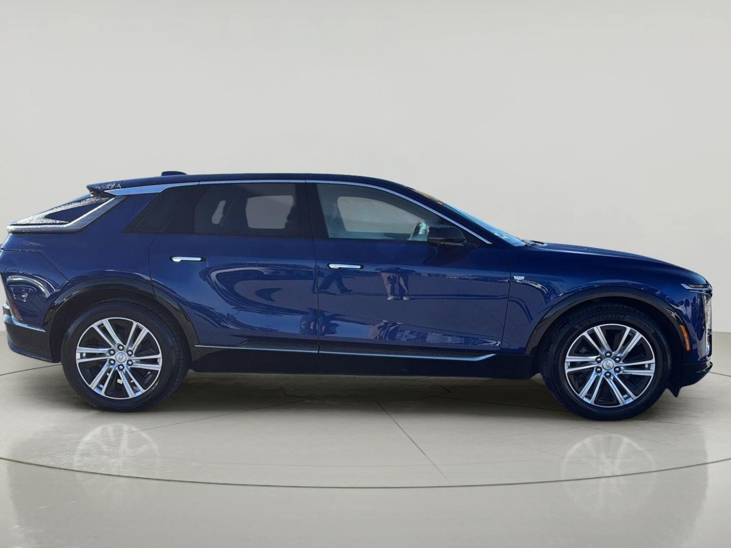 Used 2024 Cadillac Lyriq Tech w/ Driver Assist Package RWD image 8