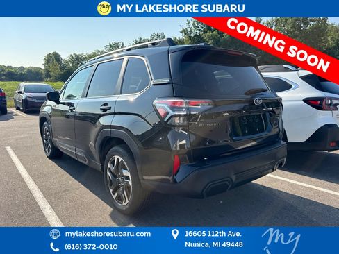 Used 2025 Subaru Forester Limited w/ Popular Package AWD/4WD image 7
