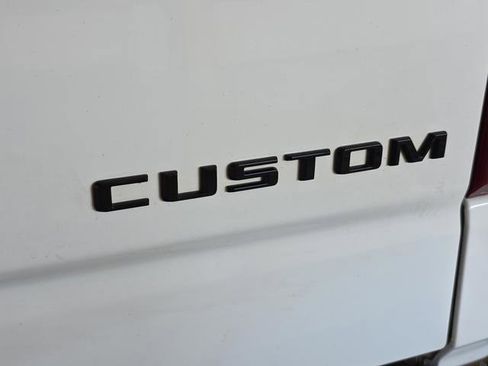 Used 2021 Chevrolet Silverado 1500 Custom Trail Boss w/ LPO, Dark Essentials Package image 31