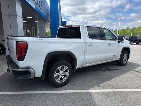 Used 2025 GMC Sierra 1500 SLT AWD/4WD image 19