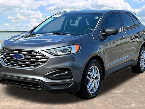 Certified 2021 Ford Edge SE FWD image 4