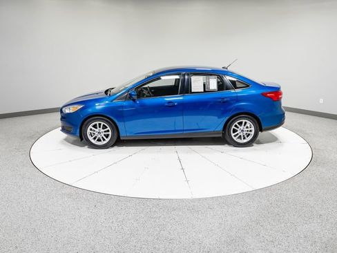 Used 2018 Ford Focus SE FWD image 32