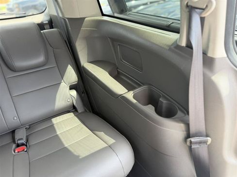 Used 2012 Honda Odyssey EX-L image 31