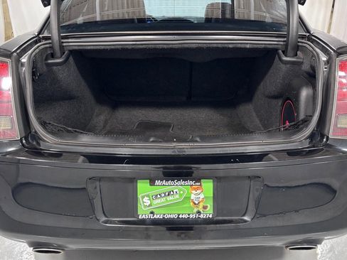 Used 2014 Chrysler 300 S image 28