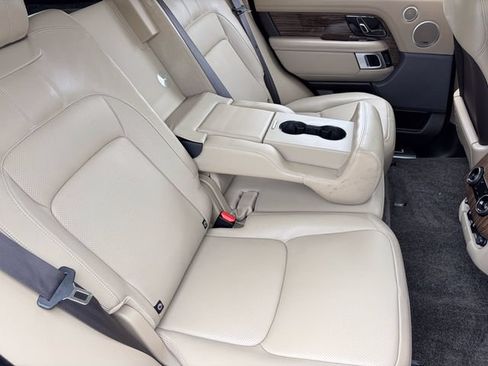 Used 2018 Land Rover Range Rover HSE AWD/4WD image 22