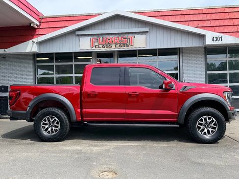 Used 2022 Ford F150 Raptor w/ Equipment Group 801A High AWD/4WD image 2