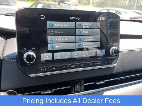 Used 2024 Mitsubishi Outlander SE AWD/4WD image 11