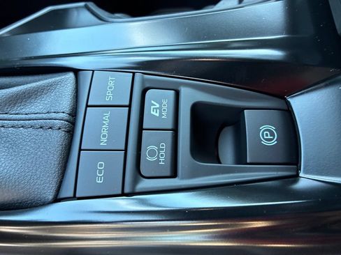 New 2026 Toyota Camry SE FWD image 38