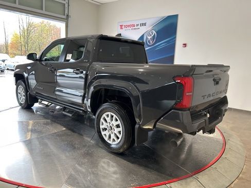 New 2025 Toyota Tacoma SR5 image 5