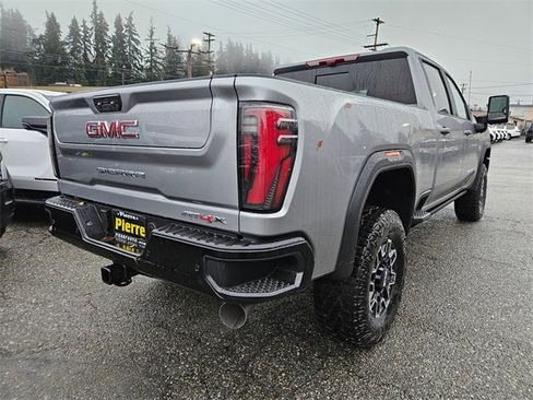 New 2026 GMC Sierra 2500 AT4X image 4