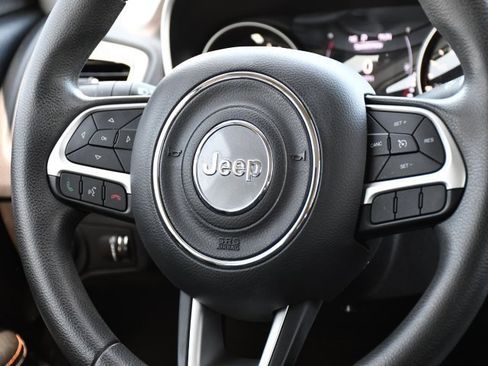 Used 2020 Jeep Compass Sport image 18