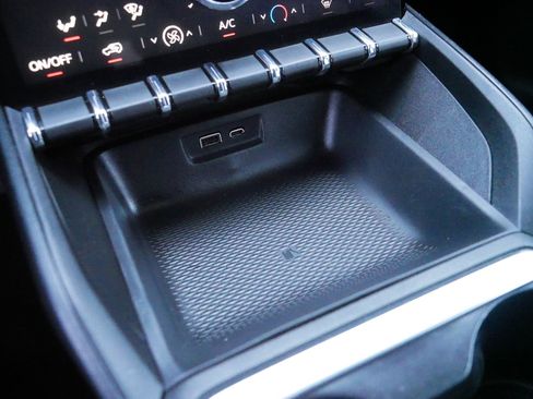 Certified 2025 GMC Terrain Elevation image 33