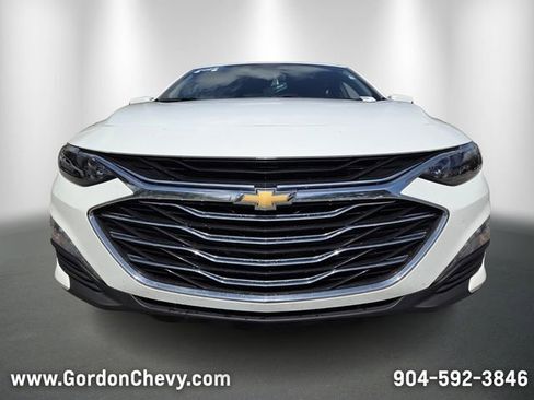 Certified 2025 Chevrolet Malibu LT image 9