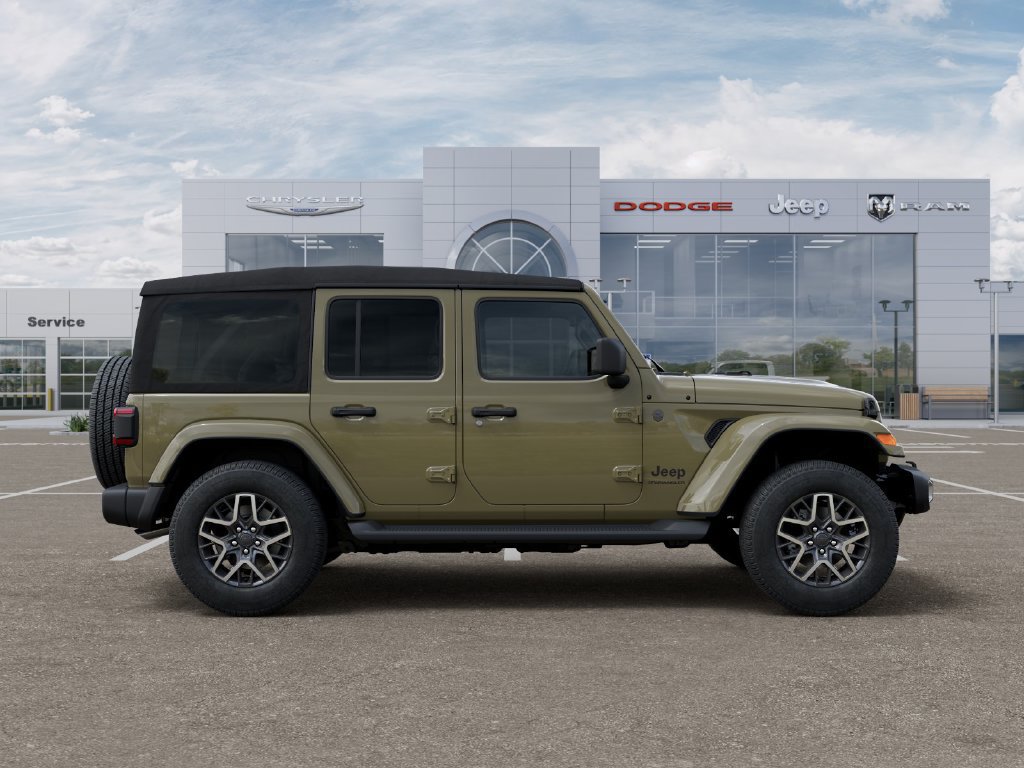 New 2026 Jeep Wrangler Unlimited Sahara AWD/4WD image 22