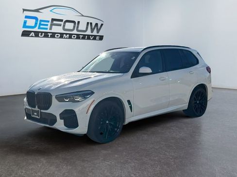 Used 2023 BMW X5 sDrive40i w/ M Sport Package image 7