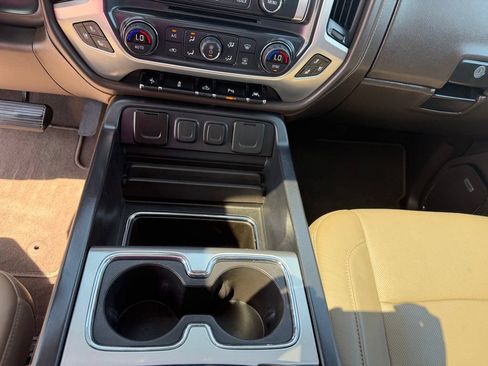 Used 2018 GMC Sierra 1500 SLT w/ SLT Premium Package AWD/4WD image 44