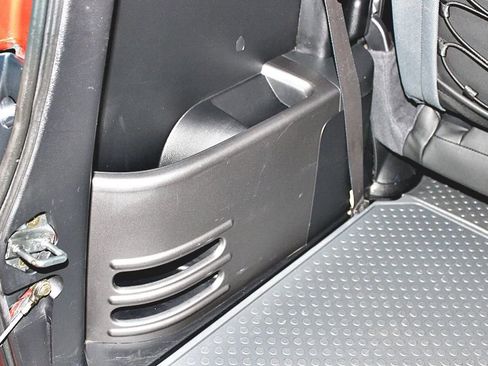 Used 2005 Honda Element EX image 7