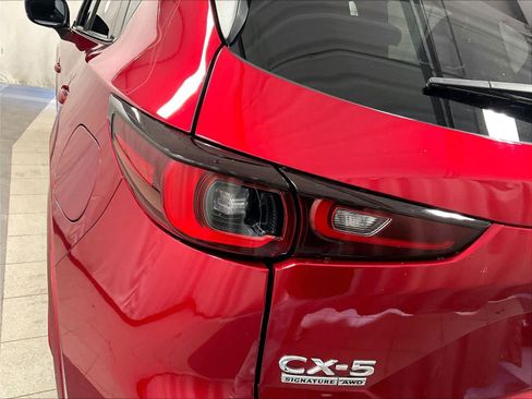Used 2023 MAZDA CX-5 Signature image 34