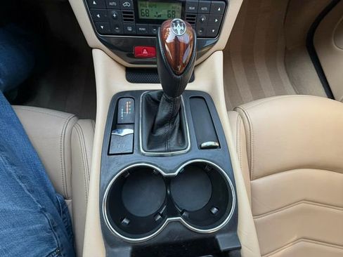 Used 2013 Maserati GranTurismo Coupe RWD image 29