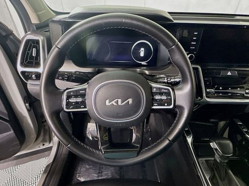 Used 2023 Kia Sorento SX FWD image 21