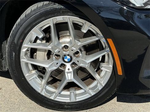 Used 2025 BMW 330i Sedan image 8
