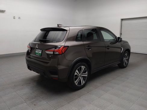 Used 2021 Mitsubishi Outlander Sport SE image 9