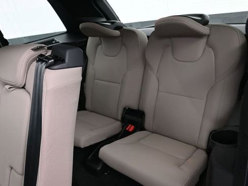 New 2026 Volvo XC90 T8 Plus w/ Protection Package Premier image 10