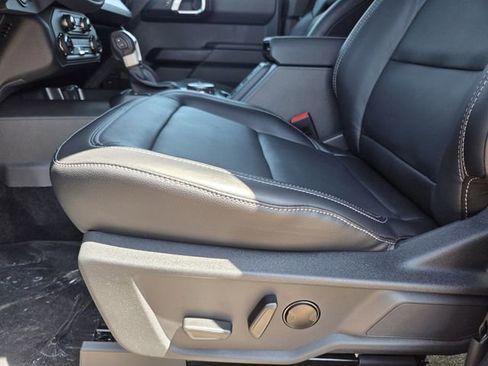 New 2026 Ford Bronco Outer Banks image 13