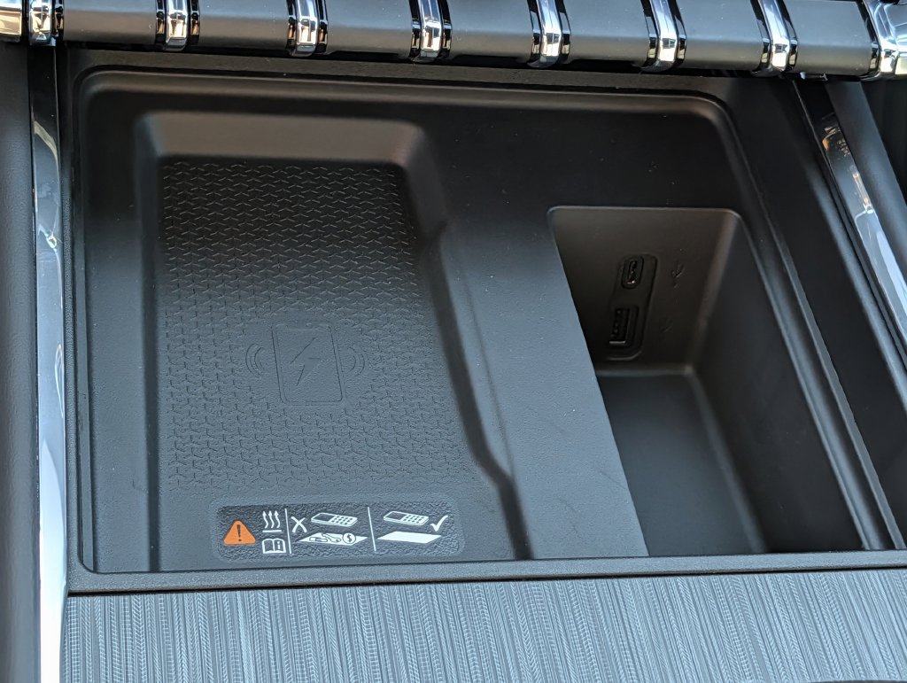 New 2027 GMC Acadia Elevation w/ Black Edition FWD image 14