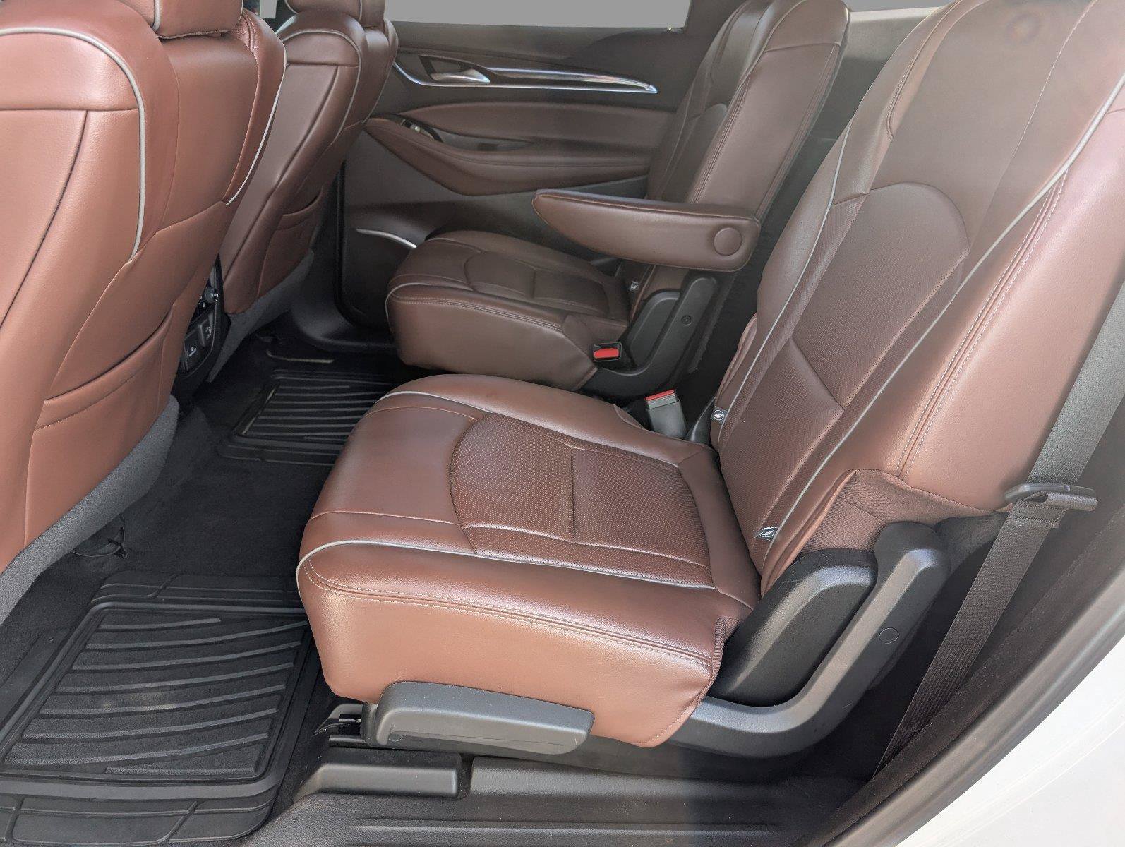 Used 2018 Buick Enclave Avenir w/ Avenir Technology Package FWD image 33