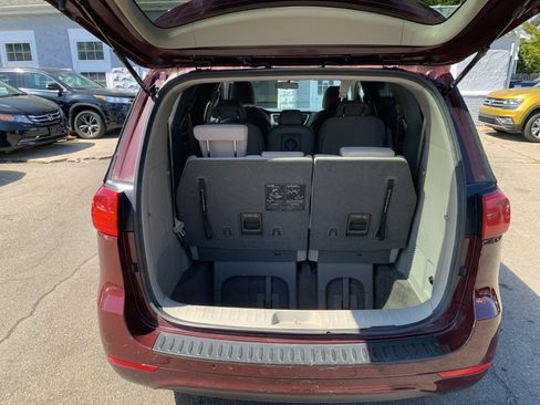 Used 2016 Kia Sedona LX w/ LX Convenience Package FWD image 22