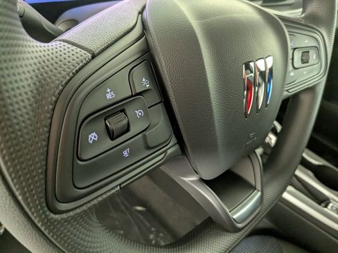 New 2026 Buick Envista Preferred FWD image 18
