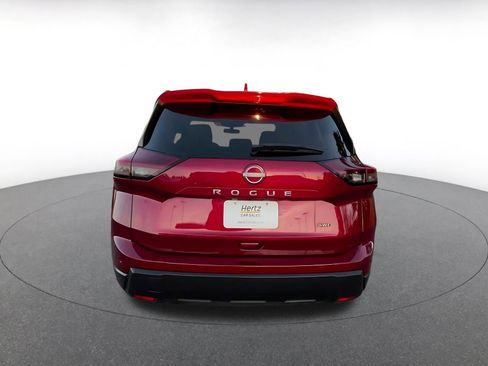 Used 2025 Nissan Rogue SV image 12