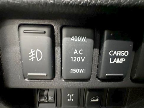 Used 2019 Nissan Titan PRO-4X w/ Pro-4x Convenience Package image 23