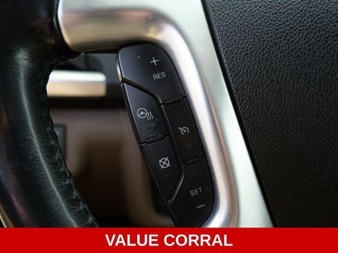 Used 2017 GMC Acadia Limited SLT AWD/4WD image 24